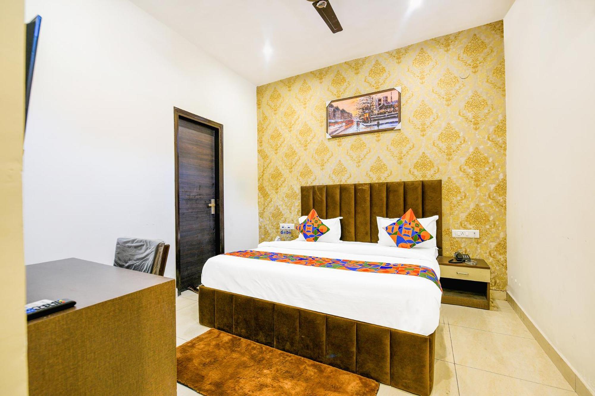 לודהיאנה Fabhotel Royal Regency I מראה חיצוני תמונה