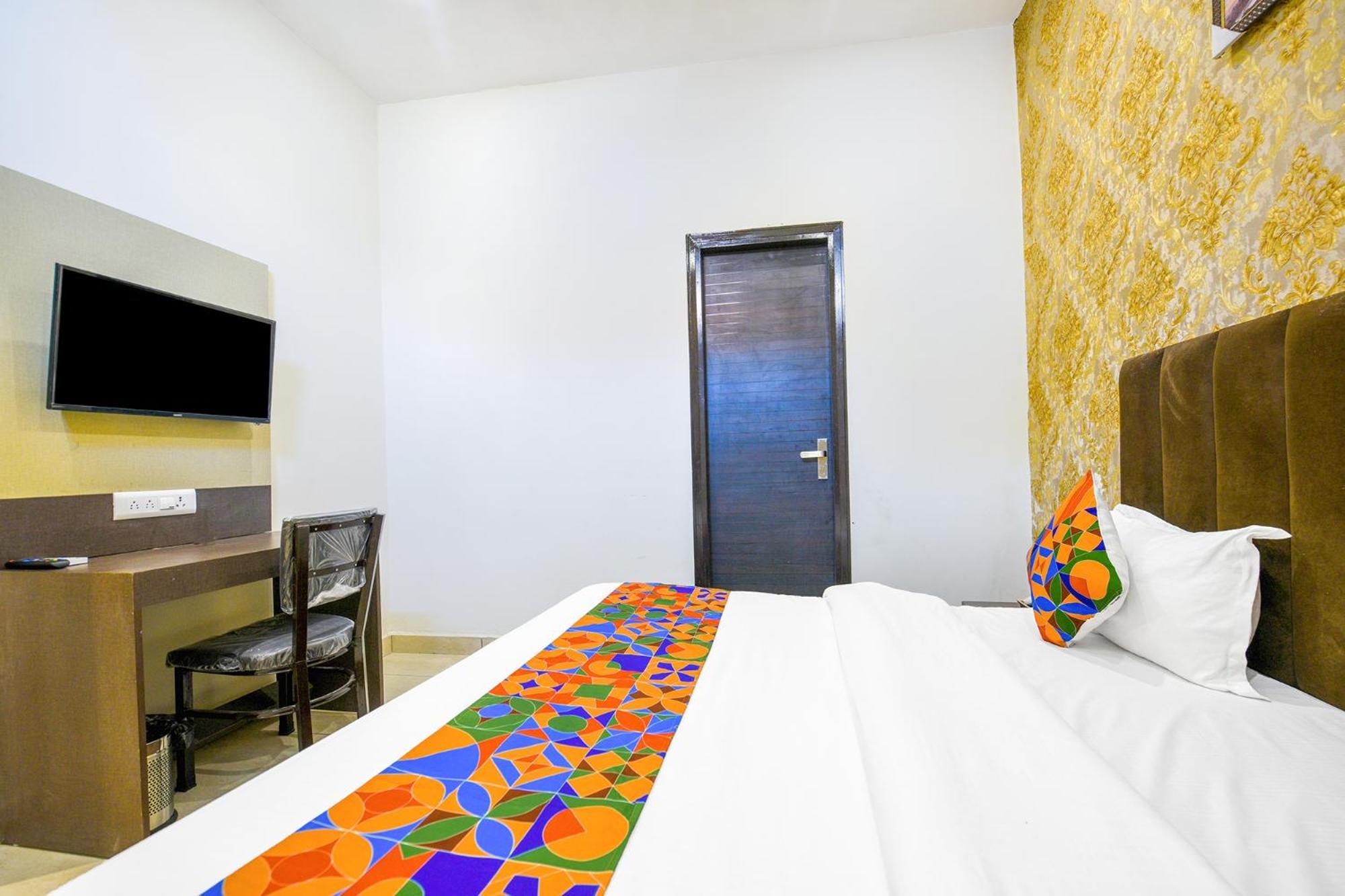 לודהיאנה Fabhotel Royal Regency I מראה חיצוני תמונה