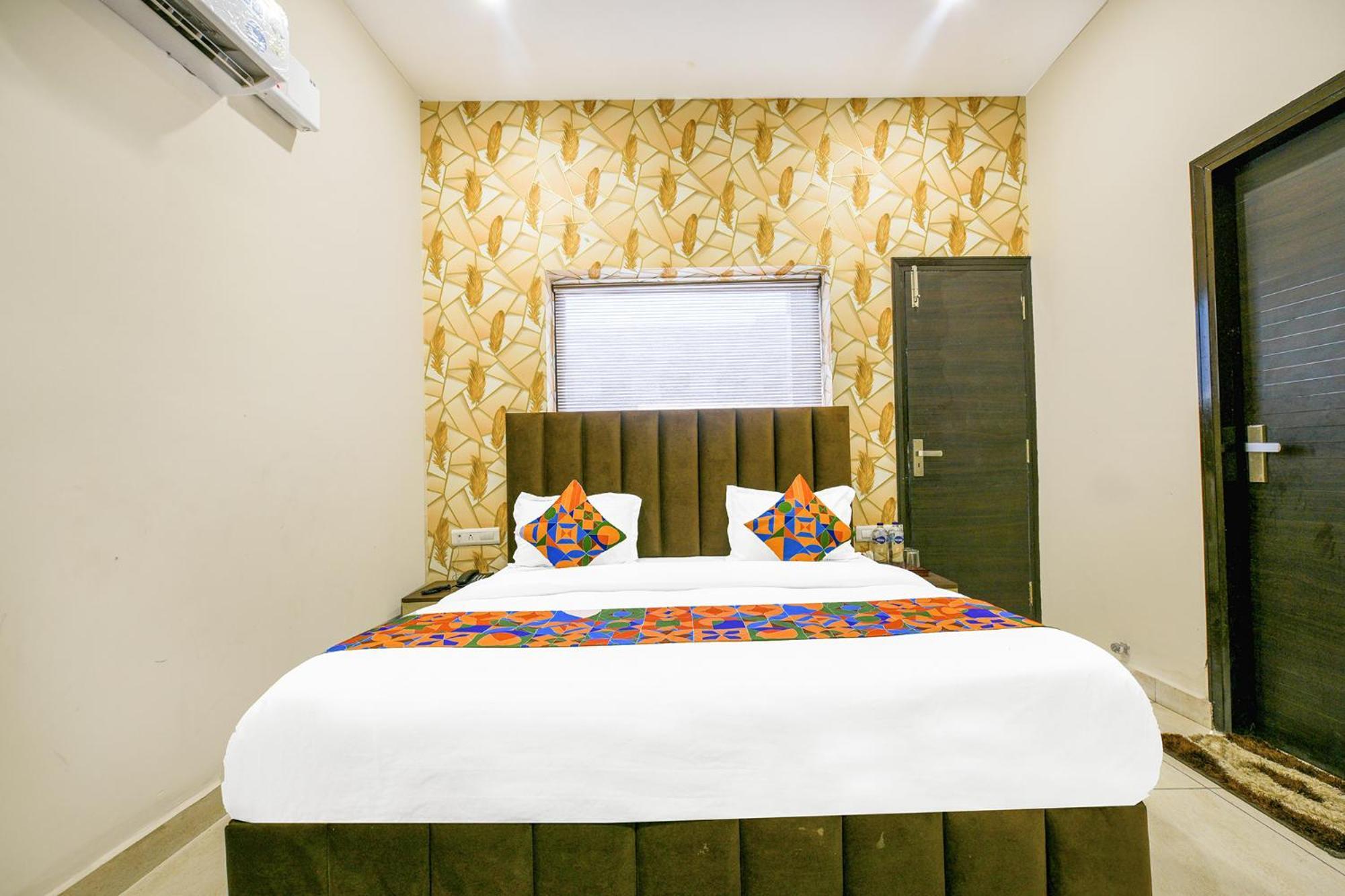 לודהיאנה Fabhotel Royal Regency I מראה חיצוני תמונה